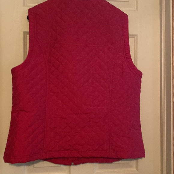 Quilted Raspberry colored Vest - Picture 4 of 7